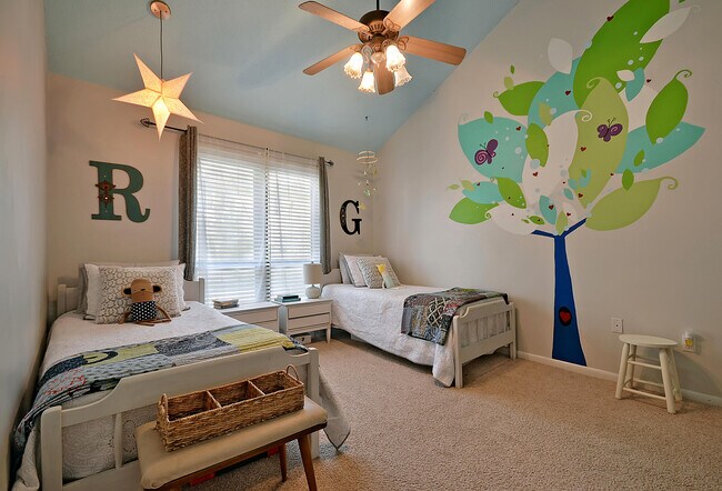 Foto del edificio - 37 Brighton Cir