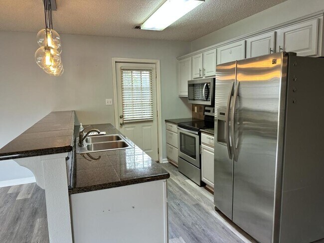 Foto del edificio - 156 Wyatt Cove