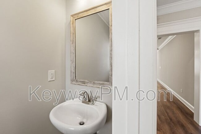 Building Photo - 4504 Chestnut Trl