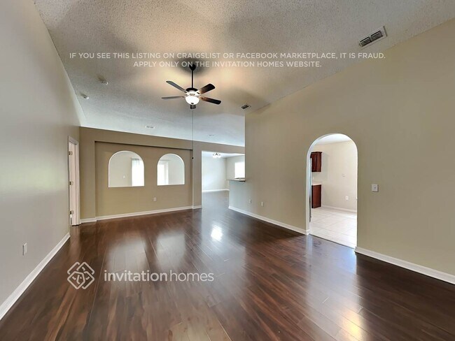 Building Photo - 13012 Waterbourne Dr