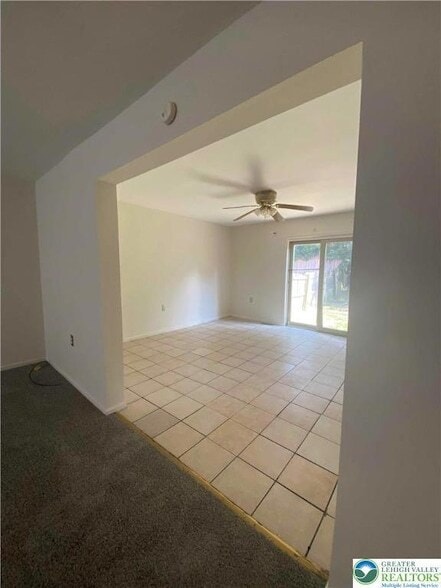 Building Photo - 1650 Angela Dr