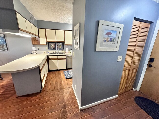 Building Photo - 200 Ocean Hibiscus Dr