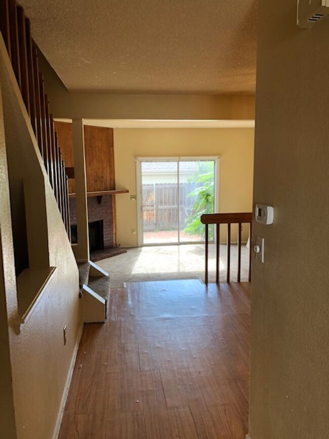 Foto del edificio - Town home for rent in Aurora CO 80013