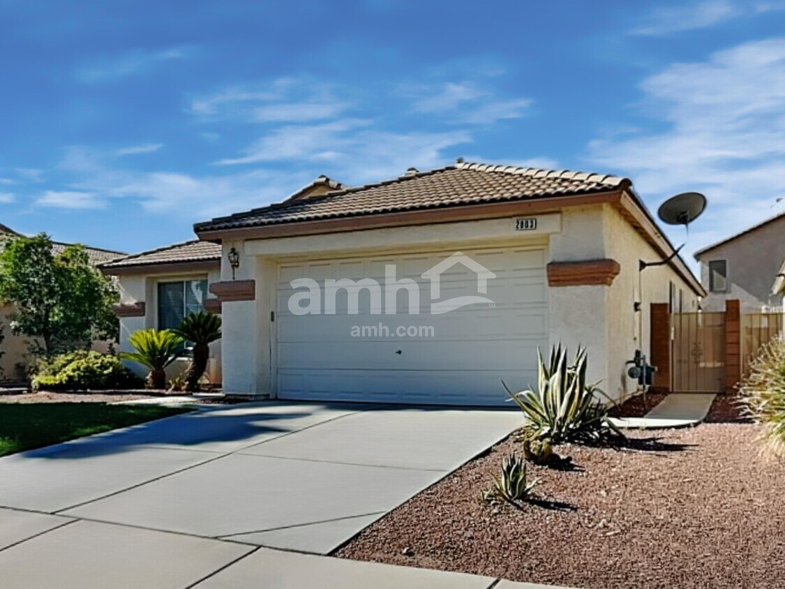 Foto principal - 2803 Water Sport Ave
