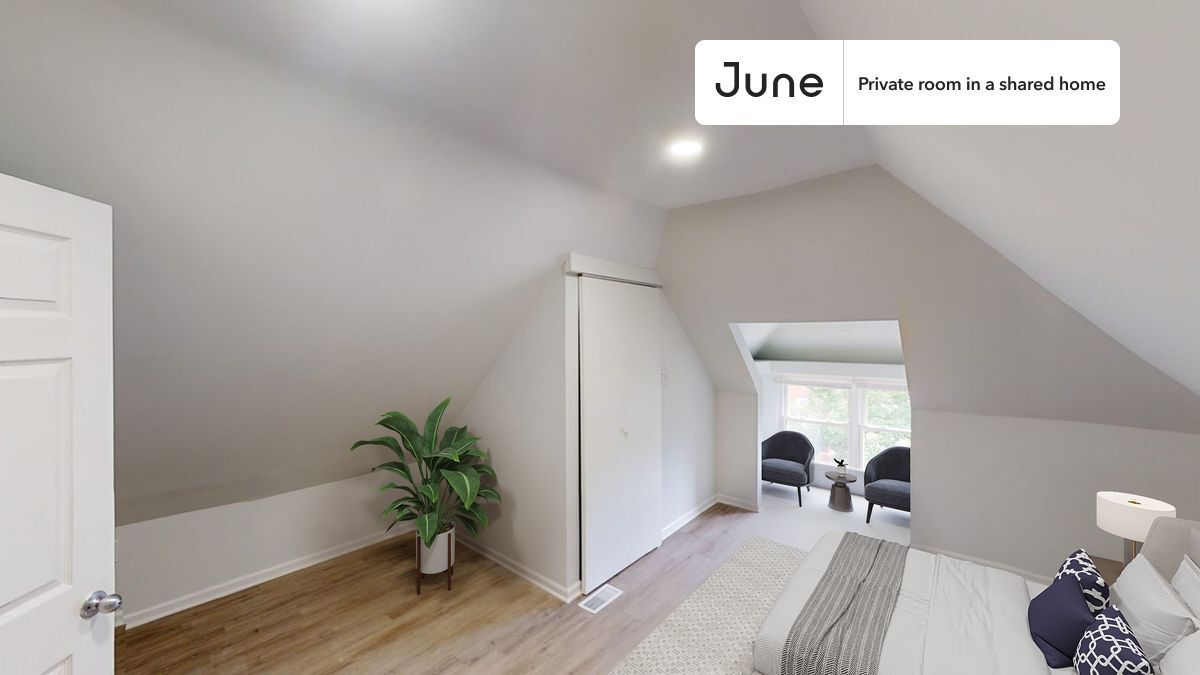 Private bedroom in 4 bed/2 bath Home - Private bedroom in 4 bed/2 bath Home