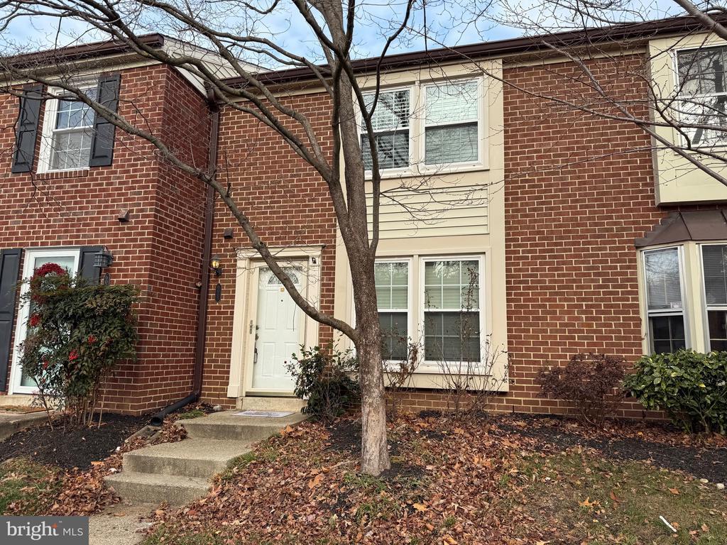 Foto principal - 6005 Independence Way