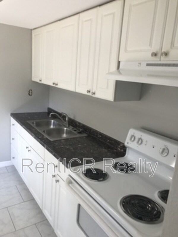 Foto del edificio - 6372 31st St N