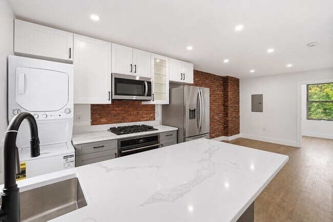Foto del edificio - 216 6th St