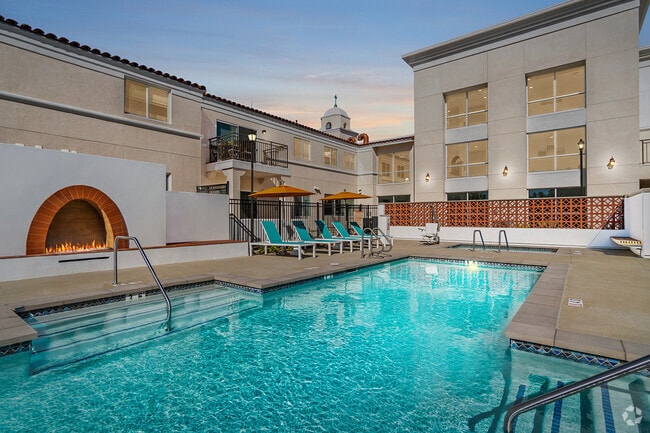 Building Photo - Haven at La Mesa