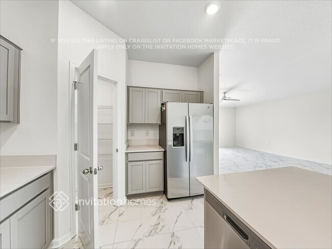 Foto del edificio - 4321 Bull St