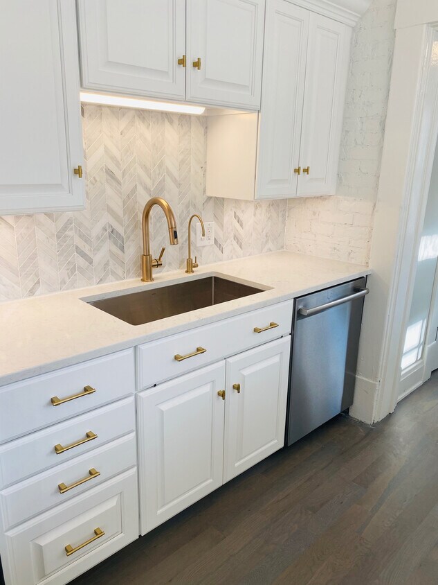 New dishwasher, sink, champagne bronze fixtures - 115 E Willow St