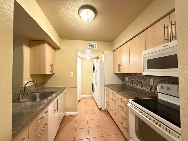 Building Photo - 12603 Ashford Meadow Dr