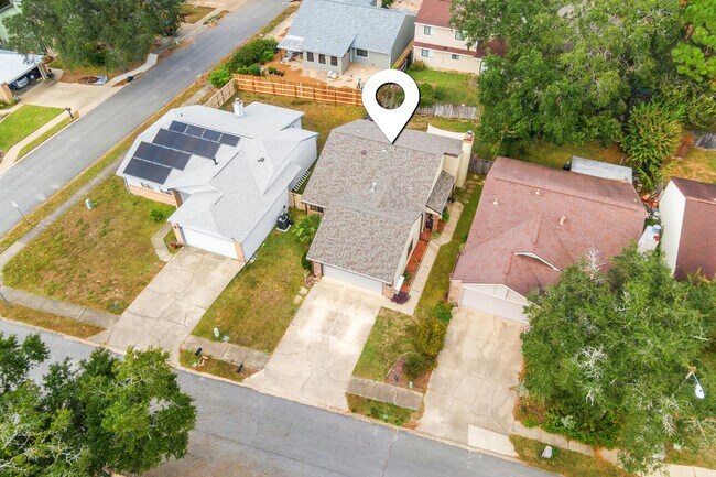 Foto del edificio - 206 Cedar Ridge Way