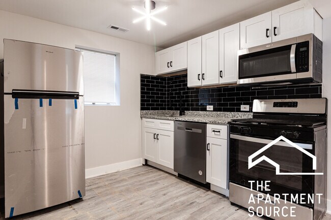 Foto del edificio - 2935 N Lawndale Ave