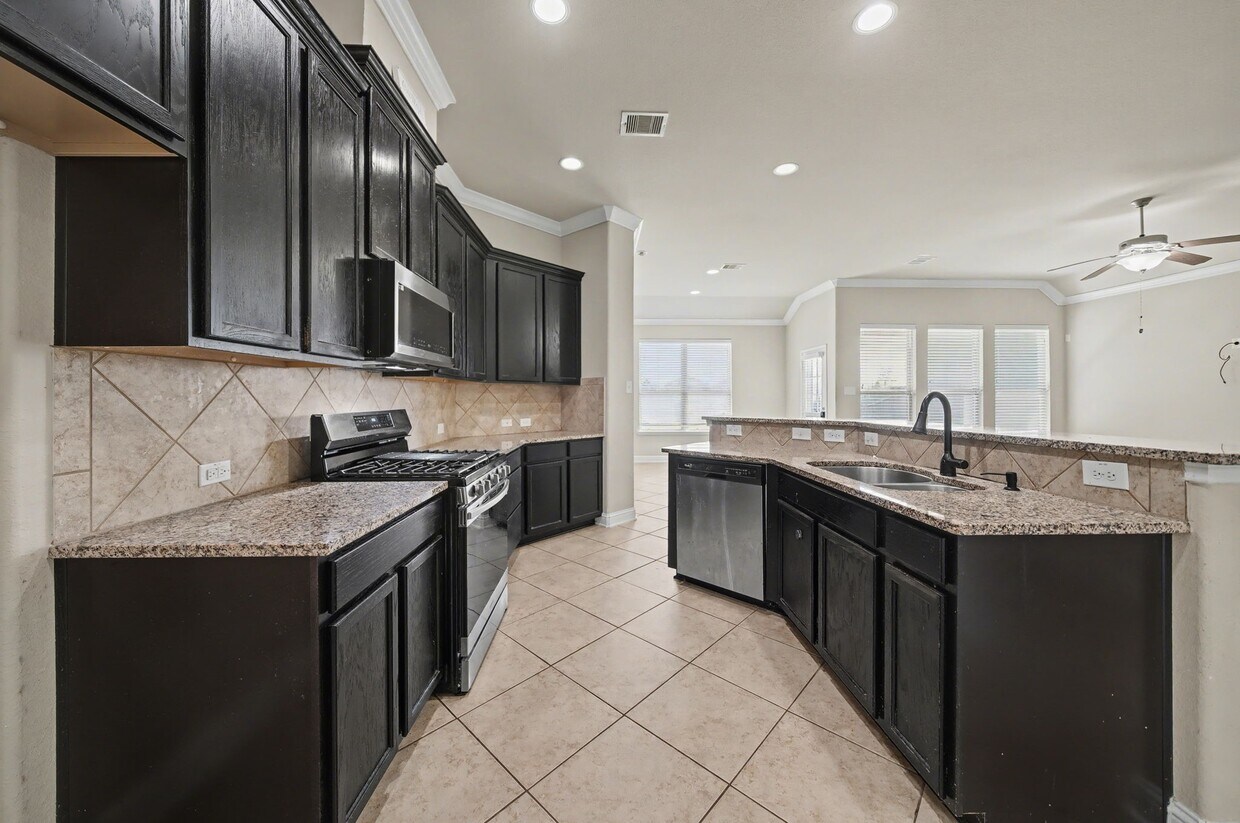 Foto del edificio - 1523 Bluestone Edge Ln