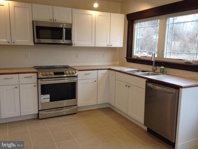 Foto del edificio - 4485 Old Auburn Rd
