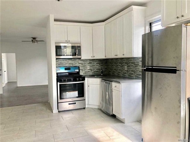 Building Photo - 332 Walnut St