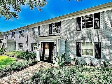 Building Photo - 296 Lewfield Cir