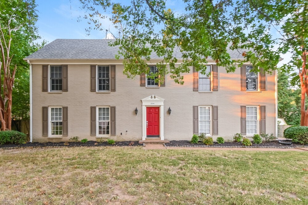 Primary Photo - 8341 Brooklawn Dr