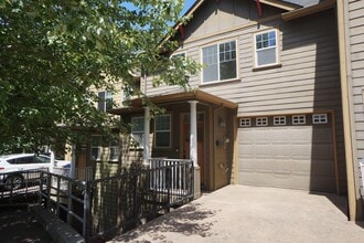 Building Photo - 4932 SW Slavin Rd