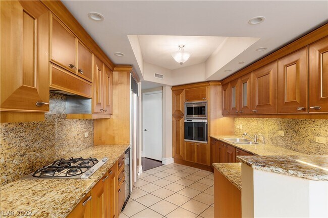 Foto del edificio - 2777 Paradise Rd