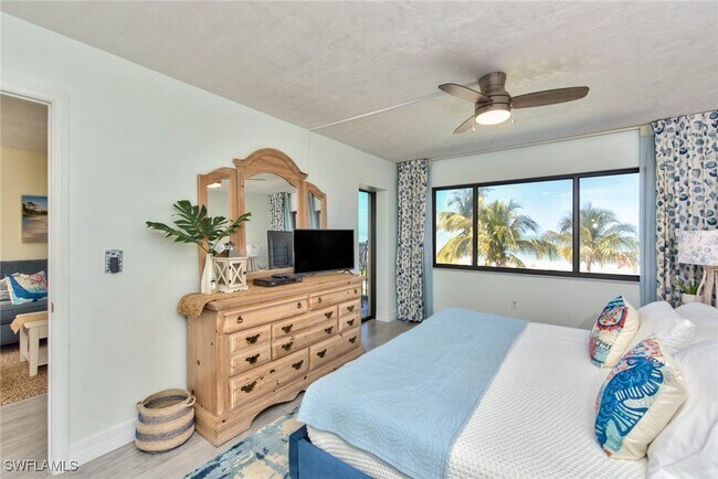 Foto del edificio - 7500 Estero Blvd
