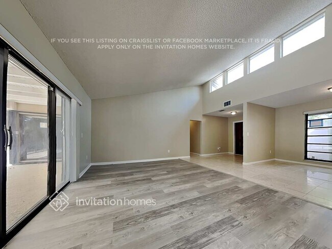 Foto del edificio - 8600 SW 140th Terrace