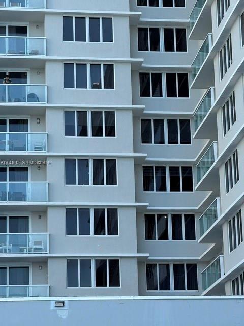 Foto del edificio - 19201 Collins Ave
