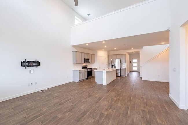 Foto del edificio - 2901 Louris Ln
