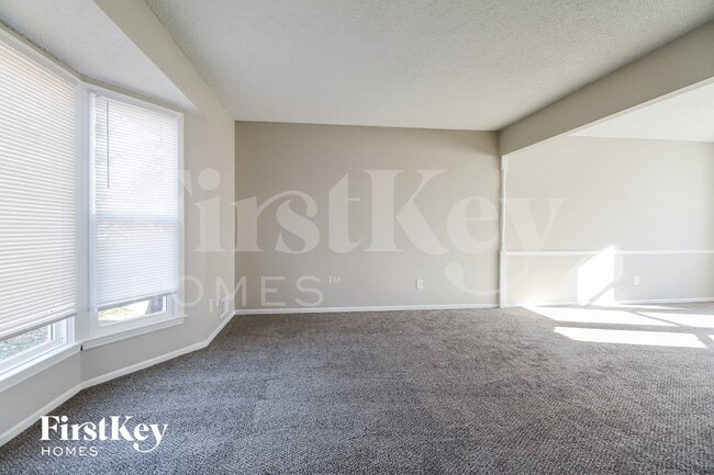 Foto del edificio - 525 Sunset Ln