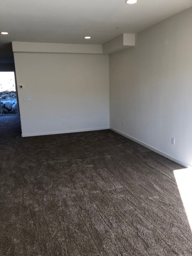 Building Photo - CLOSE TO UNR - 4875 Ciarra Kennedy Lane / ...