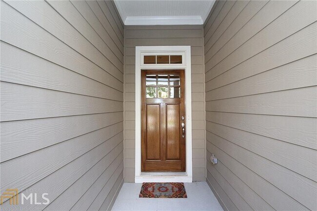 Building Photo - 2390 Willington Shoals