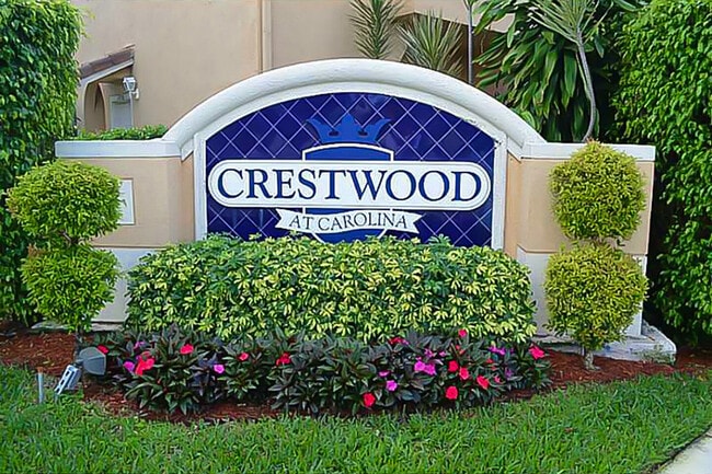 Foto del edificio - 2904 Crestwood Ter