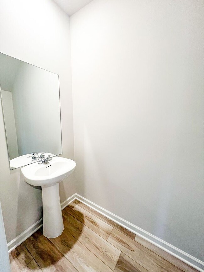 Foto del edificio - 4 Bedroom 2.5 Bathroom Home