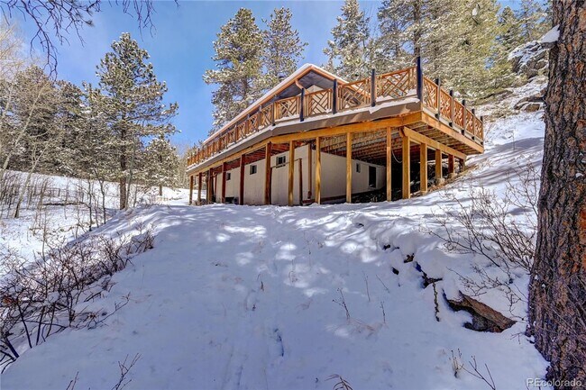 Foto del edificio - GORGEOUS HOME IN COAL CREEK CANYON ON 4.85 ACRES! RENT, BUY, OR RENT TO OWN!