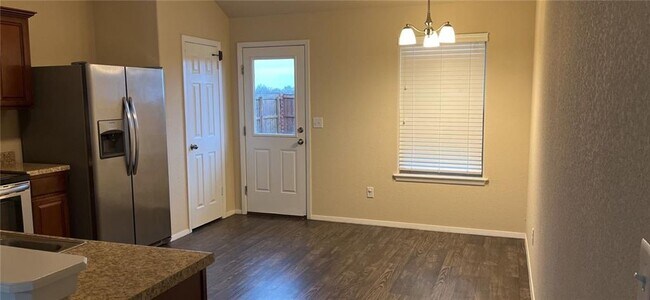 Foto del edificio - 6300 SW Chalkstone Rd