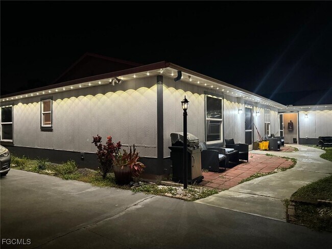 Foto del edificio - 502 NE 25th Ave