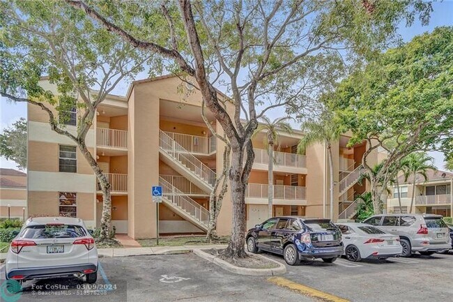 Foto del edificio - 8216 NW 24th St