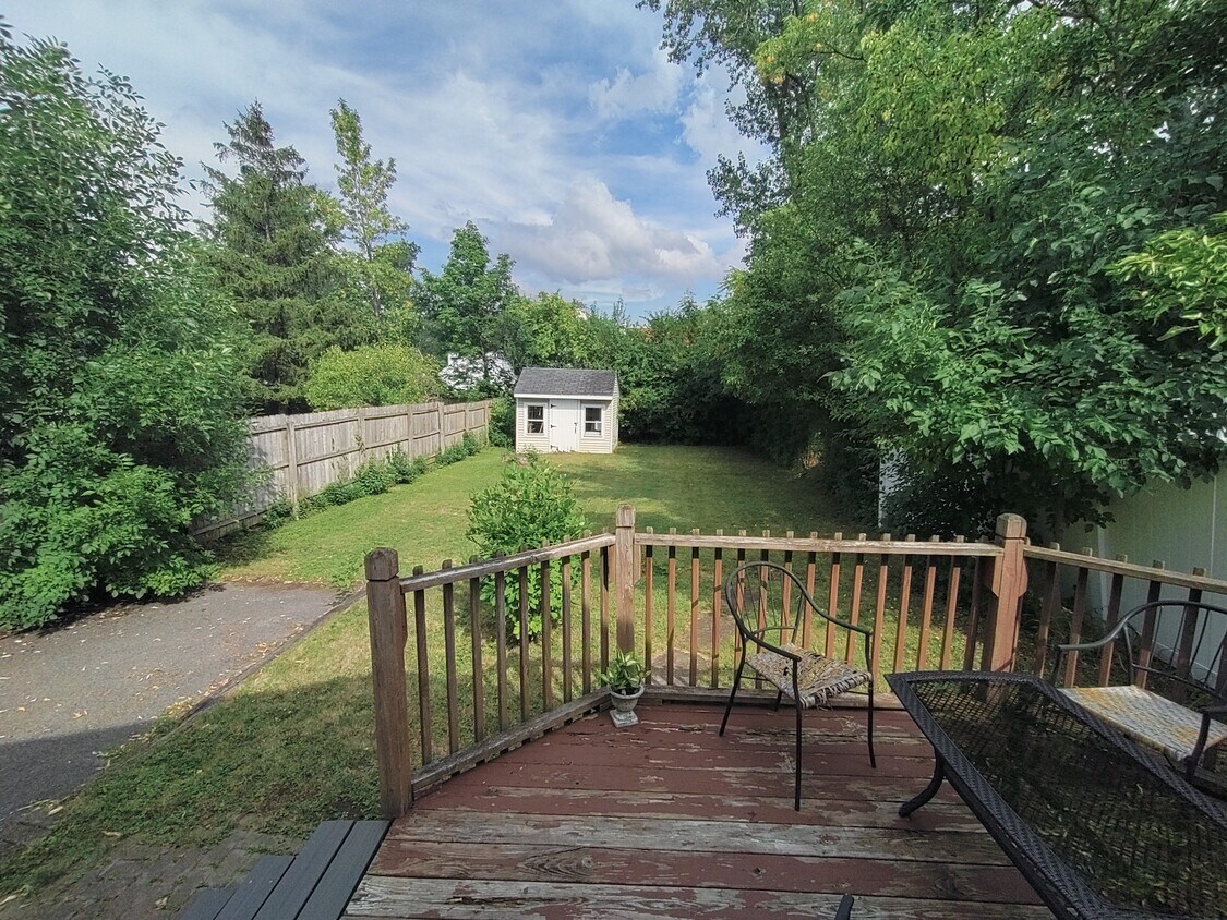 37 Richmond Rd, Buffalo, NY 14226 House Rental in Buffalo, NY