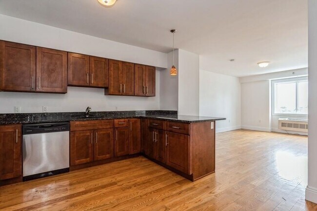 Foto del edificio - 125 43rd St