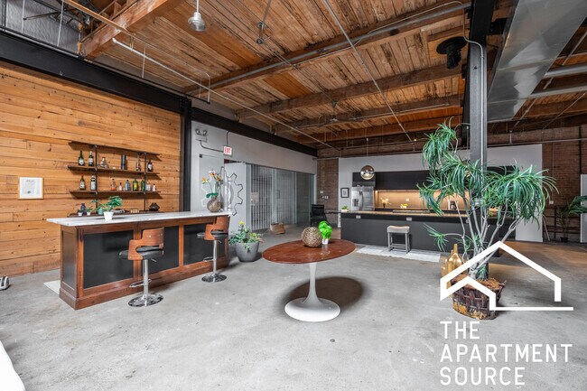 Foto del edificio - 3134 W Carroll Ave
