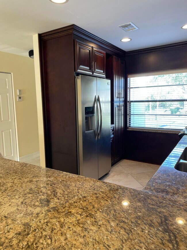 21863 Arriba Real Unit 8i, Boca Raton, FL 33433 Condo for Rent in