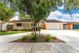 Building Photo - 8131 SW 90th Ave
