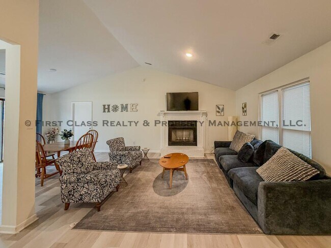 Foto del edificio - 5819 Woodrock Ct