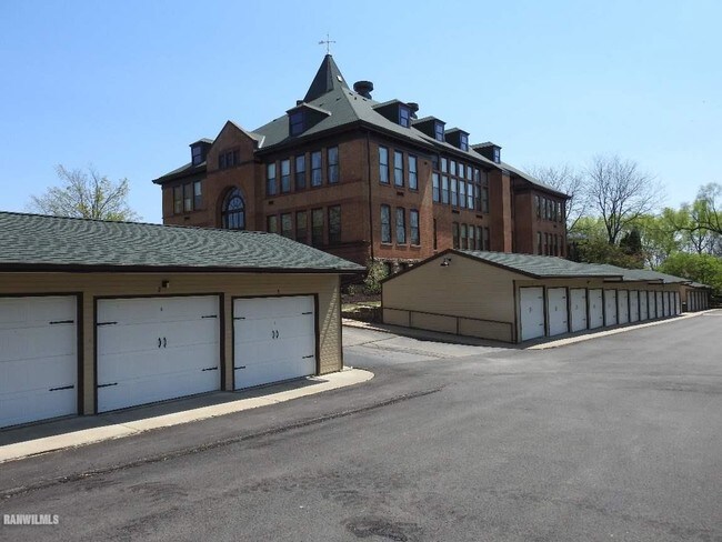 Building Photo - 411 S Prospect St