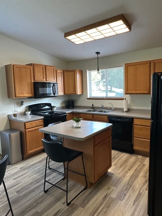 Kitchen - W6040 Bucklin Rd