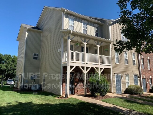 Building Photo - 119 Steam Engine Dr