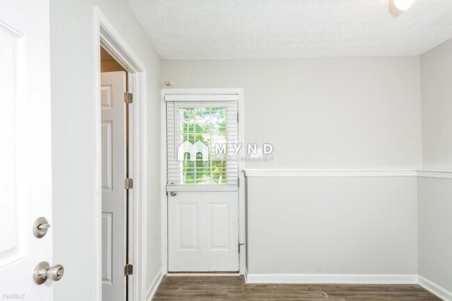 Foto del edificio - 4 br, 2 bath House - 1106 Lady Banks Dr