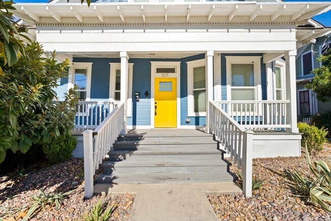 Foto del edificio - 4 Bedroom 2 Bath Tobin Hill Subdivision