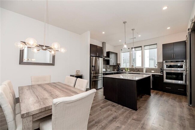 Foto del edificio - 1224 Chelsea Cir NW
